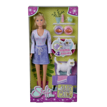 Steffi z małymi kociętami